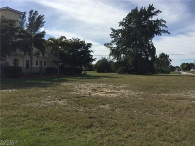 Great Opportunity for investors in prime location to built up to - photo 3