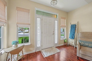 Welcome to this well-maintained single-story villa tucked away - photo 7