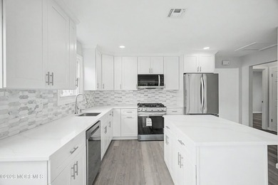 Just renovated lakeview in sought after south. This home - photo 8