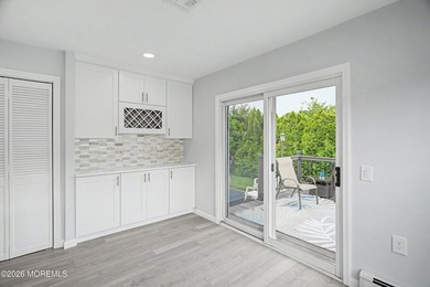 Just renovated lakeview in sought after south. This home - photo 9