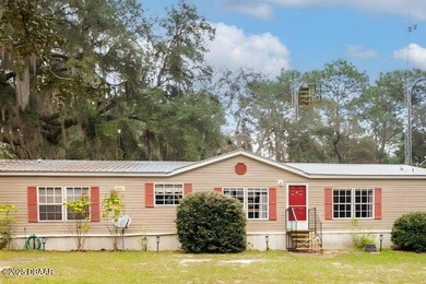 (private lake, pond, coastal) Home For Sale in Welaka Florida
