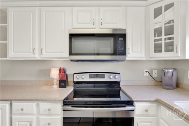Updated 2BR/2BA 856sqft Vacation Rental Condo w/Ocean - photo 14