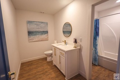 Looking for a riverfront cabin in Arkansas that sleeps 17 and is - photo 38