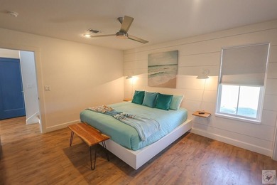 Looking for a riverfront cabin in Arkansas that sleeps 17 and is - photo 39