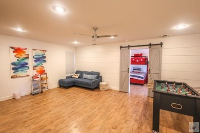 Looking for a riverfront cabin in Arkansas that sleeps 17 and is - photo 46