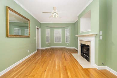 Wonderful layout with separate DR and LR and large family room - photo 3