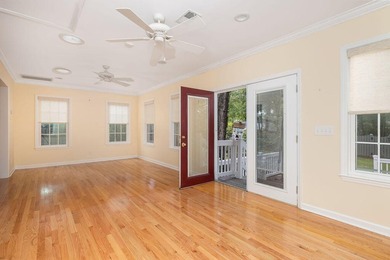 Wonderful layout with separate DR and LR and large family room - photo 6