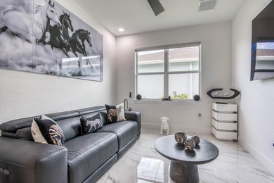 Fully remodeled and impeccably upgraded, this stunning 2 bed 2 - photo 15