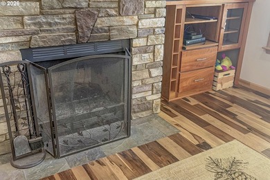 Quality and elegance to be found in this custom home built in - photo 15
