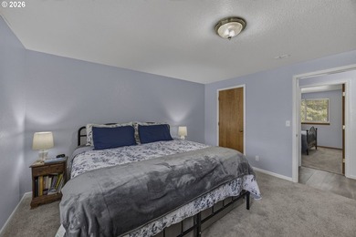Welcome to this beautifully updated 4-bedroom, 2.5-bath home - photo 18