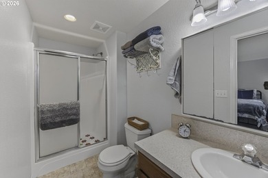 Welcome to this beautifully updated 4-bedroom, 2.5-bath home - photo 20