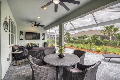 Fully remodeled and impeccably upgraded, this stunning 2 bed 2 - photo 25
