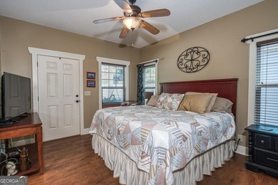 Welcome to this well-appointed and fully furnished home located - photo 9