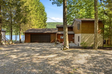 3 bedroom Lakefront Contemporary on Power-boating Lake! - photo 33