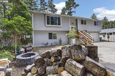 Welcome to this beautifully updated 4-bedroom, 2.5-bath home - photo 41