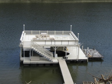 Herrington Lake Home For Sale in Harrodsburg Kentucky