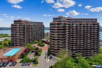 CAN BE SPLIT INTO 2 UNITS!! Perched on the 16th floor of the - photo 1