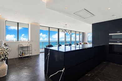 Stunning remodeled southeast corner 3-bedroom turnkey residence - photo 7