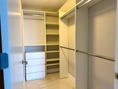 PRICED TO SELL !!! this sparkling new 2/2 condo in the luxury - photo 11