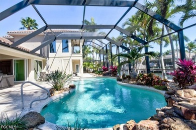 Experience luxury waterfront living at its finest in one of Cape - photo 2