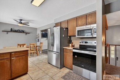 Fully furnished cabin on the Island Park Village Golf Course - photo 13