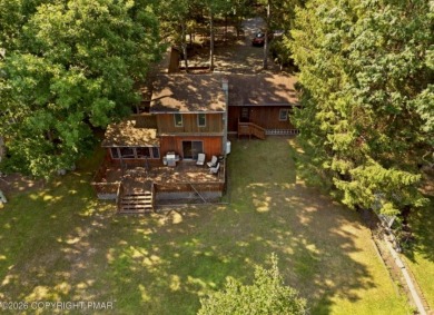 3 bedroom Lakefront Contemporary on Power-boating Lake! - photo 37