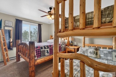 Fully furnished cabin on the Island Park Village Golf Course - photo 21