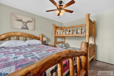 Fully furnished cabin on the Island Park Village Golf Course - photo 22