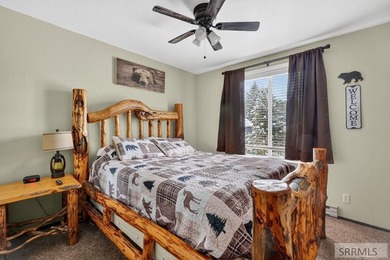 Fully furnished cabin on the Island Park Village Golf Course - photo 24