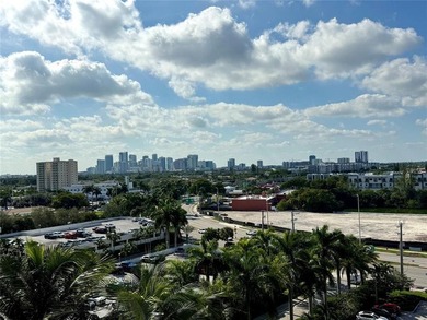 PRICED TO SELL !!! this sparkling new 2/2 condo in the luxury - photo 30