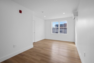 Come see the final unit available at 238 Deer Street, an - photo 6