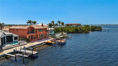 Offered for the first time, this extraordinary custom-built - photo 46