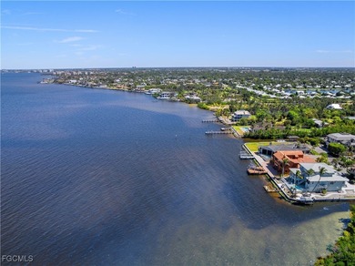 Offered for the first time, this extraordinary custom-built - photo 48