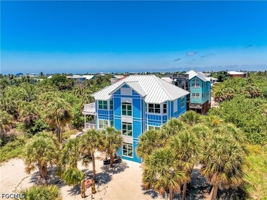 Just Move Right In to this fully remodeled, turn-key, Luxury - photo 1