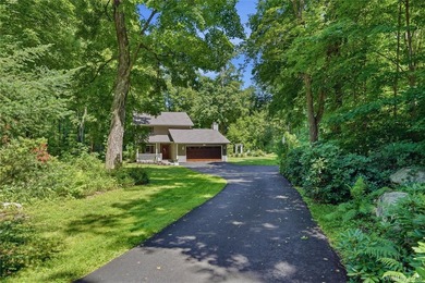 Tucked in the middle of a private street in Stormville, this - photo 3