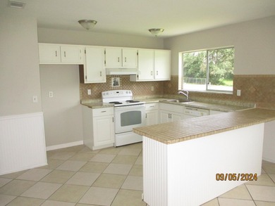 Nestled at the end of a quiet cul-de-sac, this well-maintained - photo 10