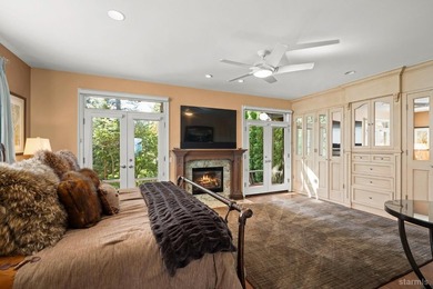 The Epitome of Lakefront Living. This remarkable estate blends - photo 11