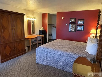 Discover a rare investment opportunity with the Clover Creek Inn - photo 16