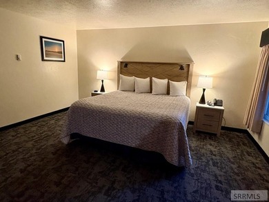 Discover a rare investment opportunity with the Clover Creek Inn - photo 21