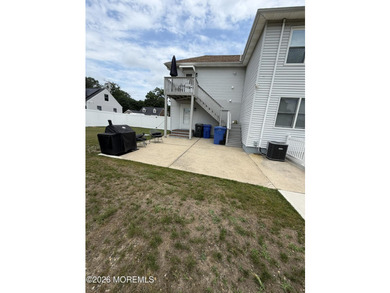 Fabulous 2 family home on nearly 1/2 acre in Toms River w/ owner - photo 5