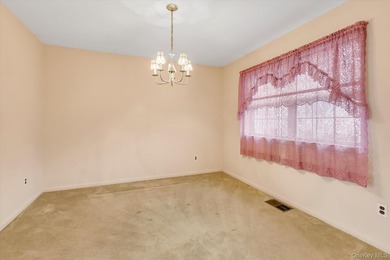 Welcome to 7 Daria Dr. Oakdale, NY - Windmill Gate 55+ Community - photo 9