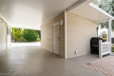 Welcome to your dream home in the prestigious Six Lakes Country - photo 5