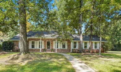 Lake Ashborough Home For Sale in Summerville South Carolina