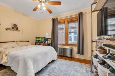 Brick detached 2-family home featuring a spacious 5-room - photo 11