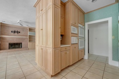 Bankruptcy and Short Sale. Additional Buyer Premium to the - photo 19