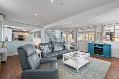 Discover Your Coastal Dream: Bay & Beach Views from this West - photo 3