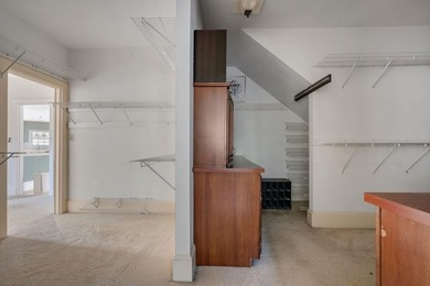 Bankruptcy and Short Sale. Additional Buyer Premium to the - photo 27