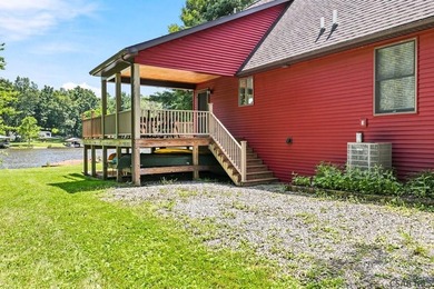 Beautifully remodeled from top to bottom, this exceptional - photo 38