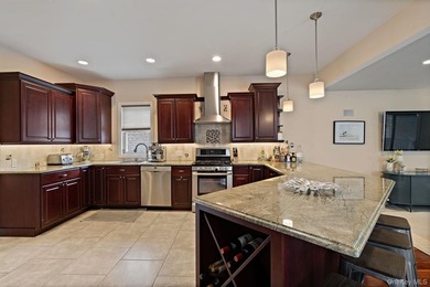 Welcome to 46 Wyoming Avenue - a raised beach-side 2 bedroom-2 - photo 8
