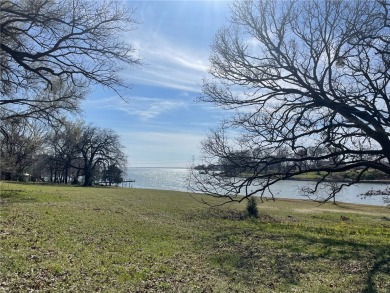 Lake Home For Sale in Jewett, Texas